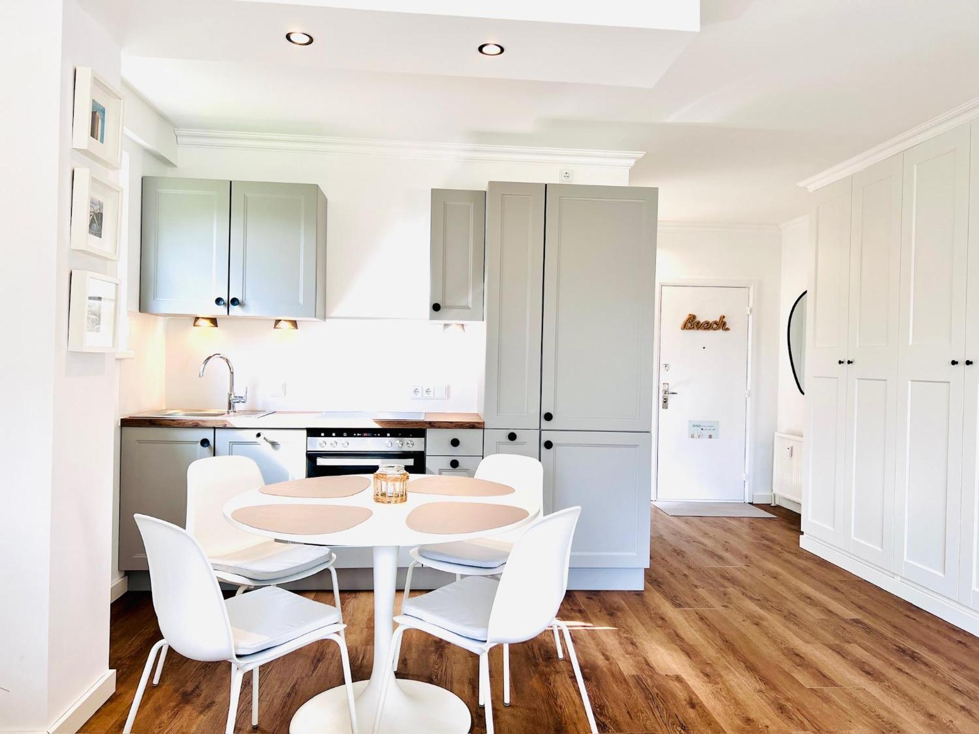 Neu - Frisch Renoviertes Ferienapartment "Waterkant" Büsum Esterno foto