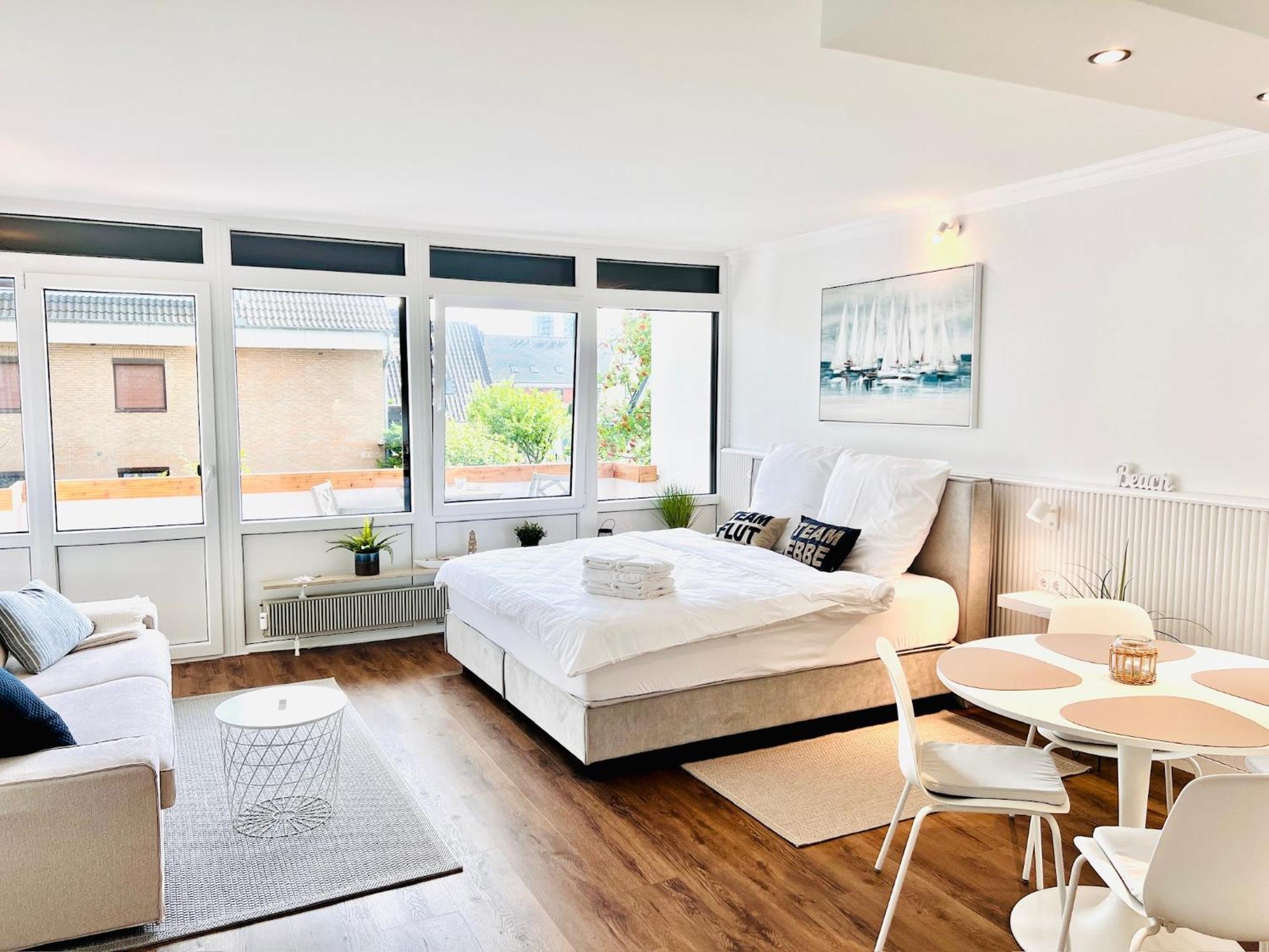 Neu - Frisch Renoviertes Ferienapartment "Waterkant" Büsum Esterno foto